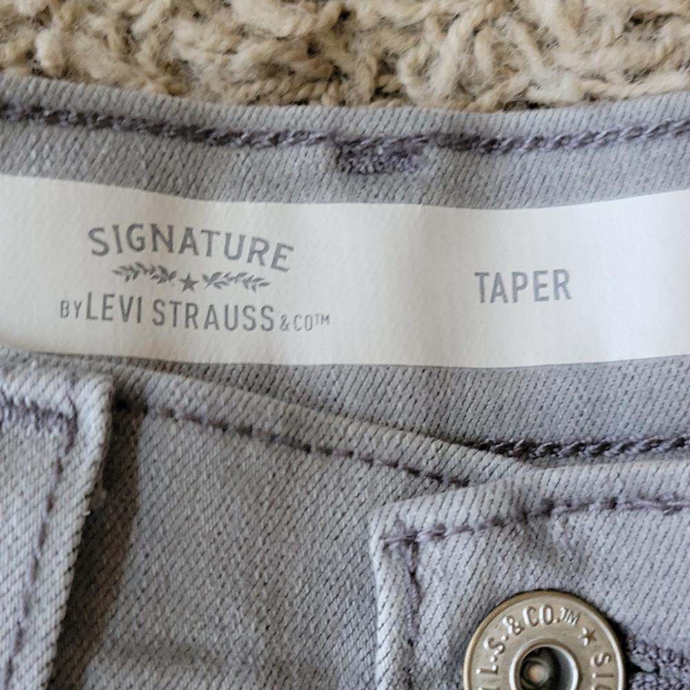 Levi signature gray denim jeans